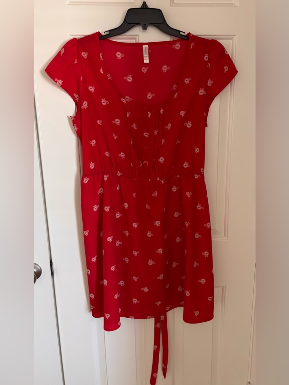 Xhilaration Red Floral Print Short Sleeve Dress